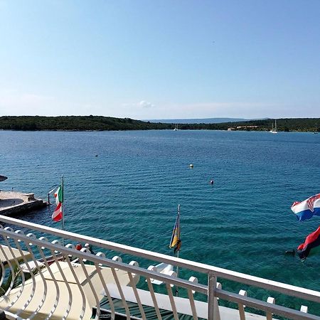 Guesthouse Gradina Lovište Exteriör bild